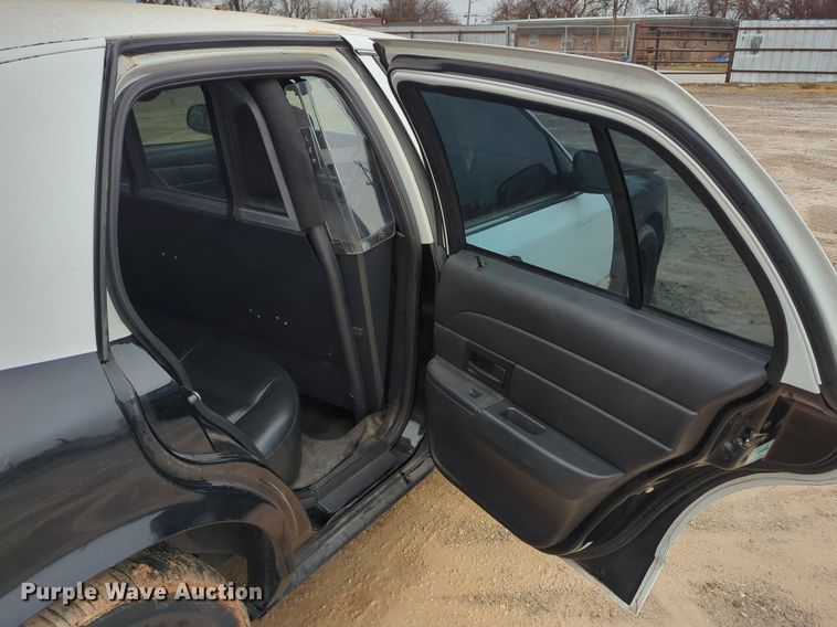image for item OL9228 2010 Ford  Crown Victoria Police Interceptor 