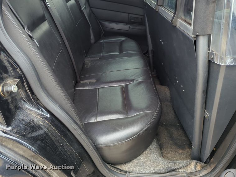 image for item OL9228 2010 Ford  Crown Victoria Police Interceptor 