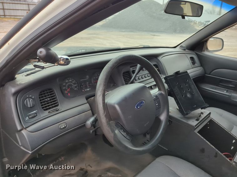 image for item OL9229 2009 Ford  Crown Victoria Police Interceptor 