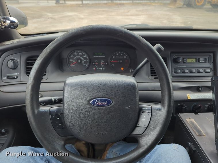 image for item OL9229 2009 Ford  Crown Victoria Police Interceptor 