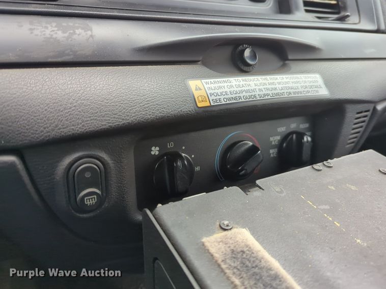 image for item OL9229 2009 Ford  Crown Victoria Police Interceptor 