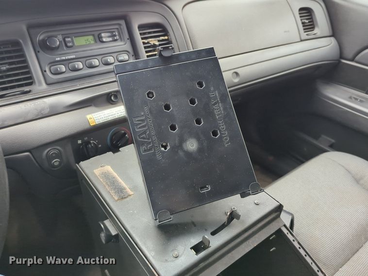 image for item OL9229 2009 Ford  Crown Victoria Police Interceptor 