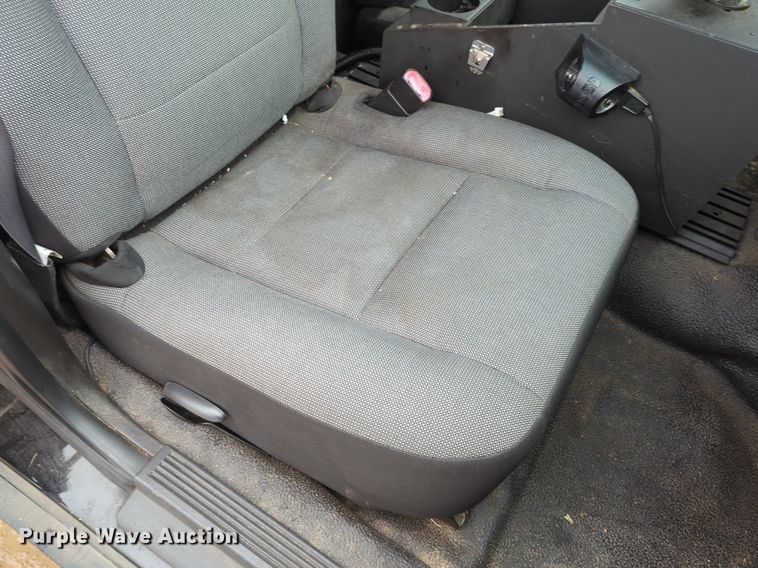 image for item OL9229 2009 Ford  Crown Victoria Police Interceptor 