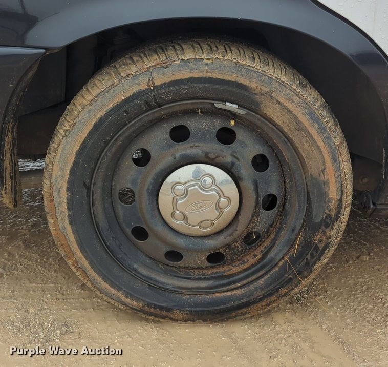 image for item OL9229 2009 Ford  Crown Victoria Police Interceptor 