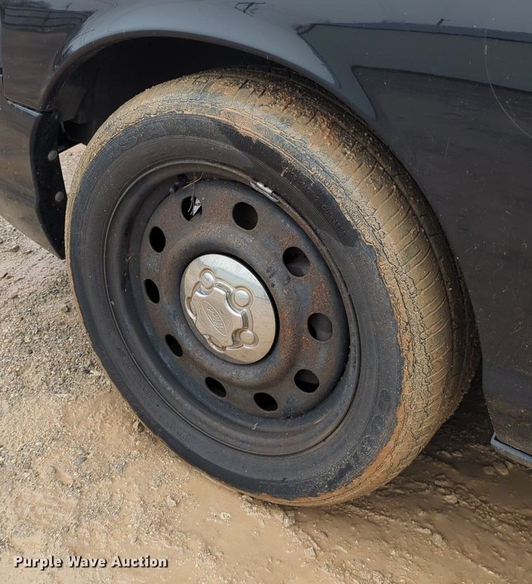 image for item OL9229 2009 Ford  Crown Victoria Police Interceptor 