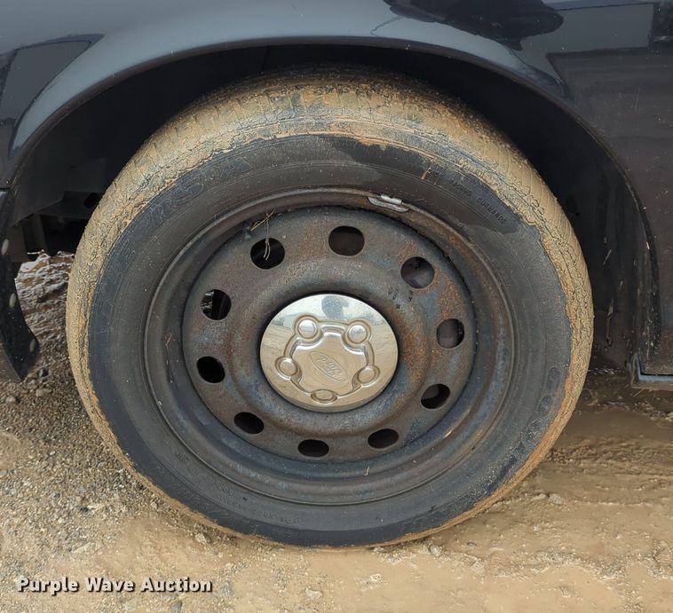 image for item OL9229 2009 Ford  Crown Victoria Police Interceptor 