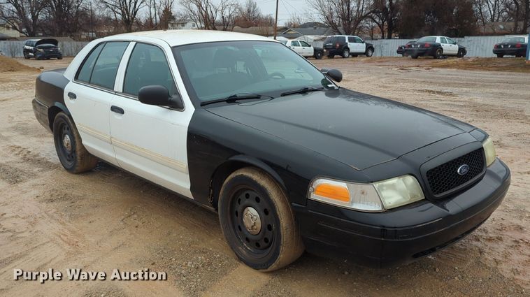 image for item OL9230 2010 Ford Crown Victoria Police Interceptor 