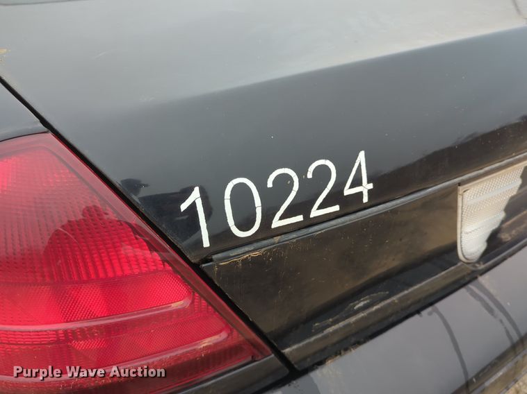 image for item OL9230 2010 Ford Crown Victoria Police Interceptor 