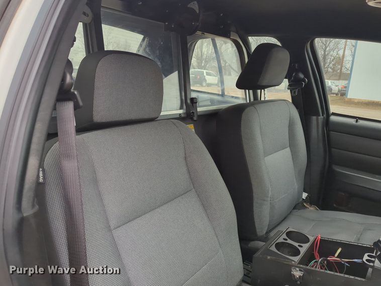 image for item OL9230 2010 Ford Crown Victoria Police Interceptor 