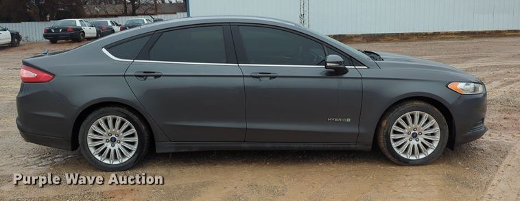 image for item OL9231 2015 Ford Fusion Hybrid 