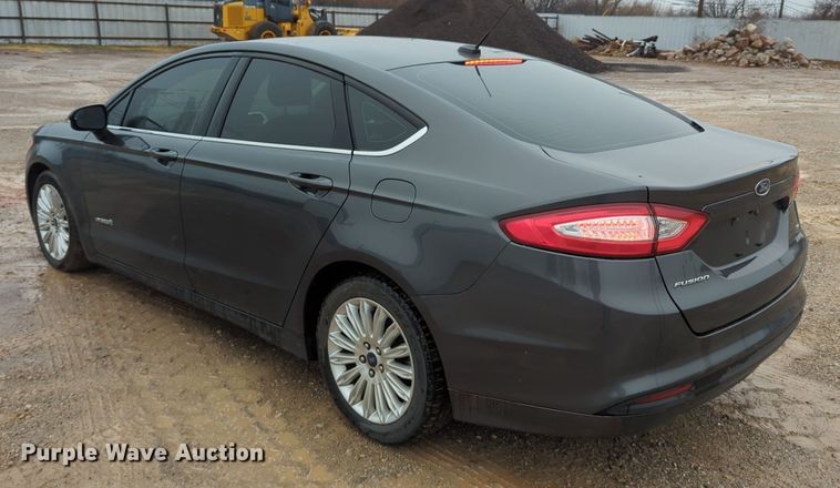 image for item OL9231 2015 Ford Fusion Hybrid 