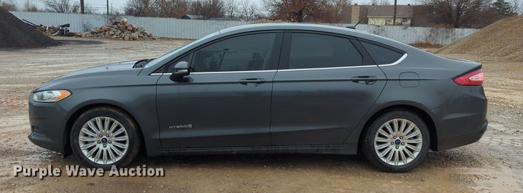 image for item OL9231 2015 Ford Fusion Hybrid 