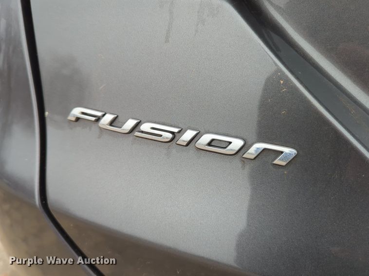 image for item OL9231 2015 Ford Fusion Hybrid 