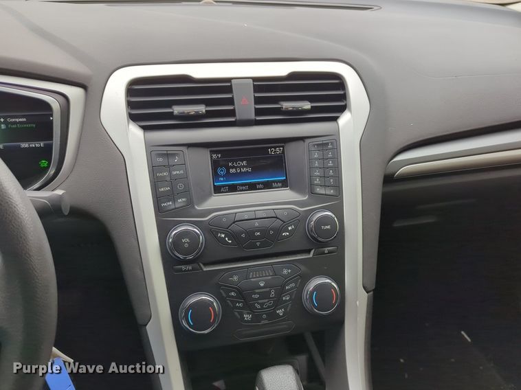 image for item OL9231 2015 Ford Fusion Hybrid 