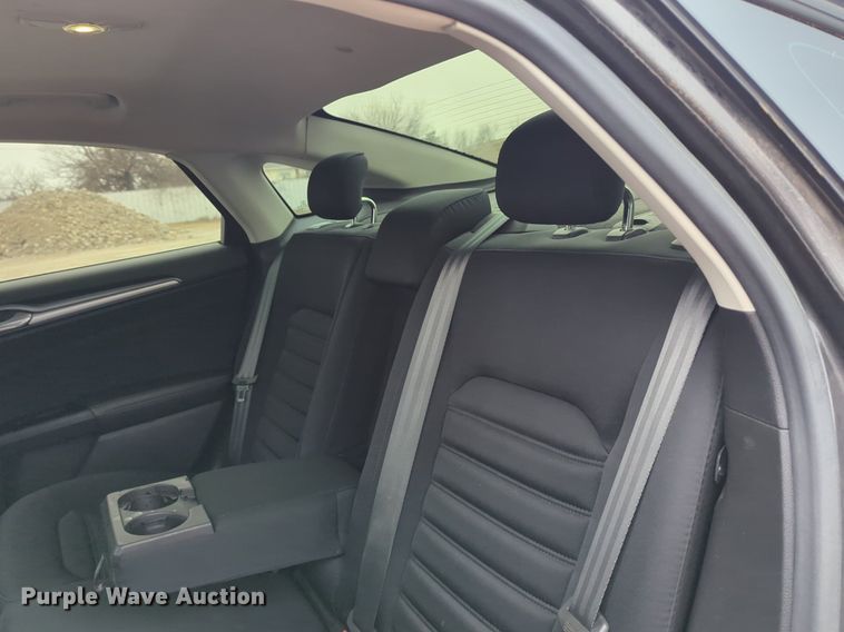 image for item OL9231 2015 Ford Fusion Hybrid 