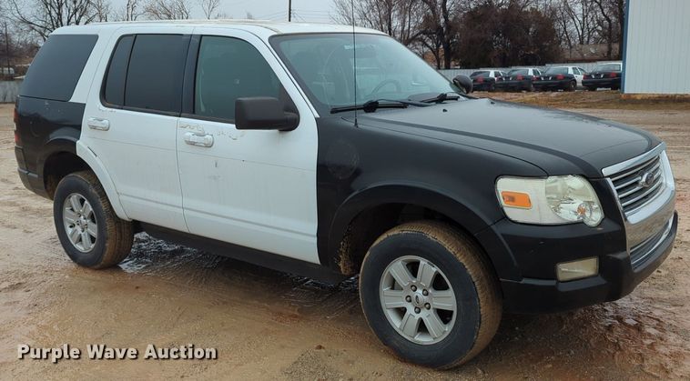 image for item OL9232 2010 Ford  Explorer SUV