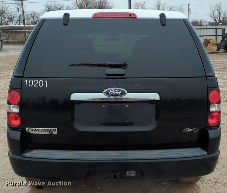 image for item OL9232 2010 Ford  Explorer SUV