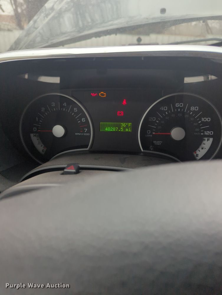 image for item OL9232 2010 Ford  Explorer SUV