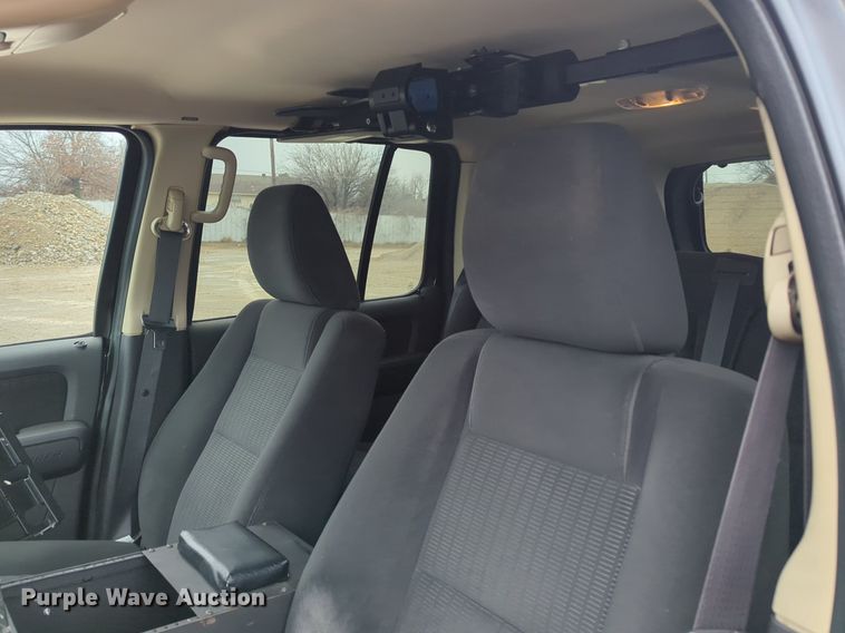 image for item OL9232 2010 Ford  Explorer SUV