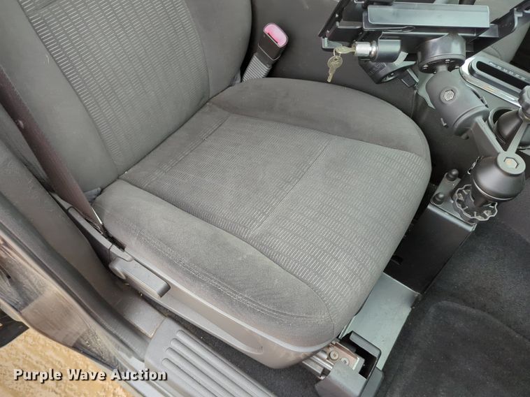 image for item OL9232 2010 Ford  Explorer SUV