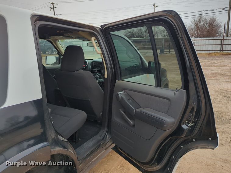 image for item OL9232 2010 Ford  Explorer SUV