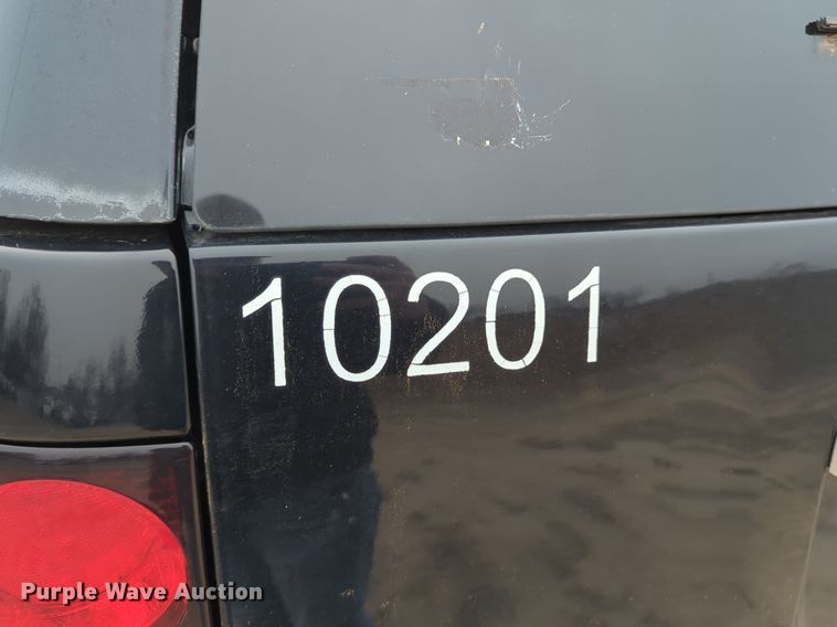 image for item OL9232 2010 Ford  Explorer SUV