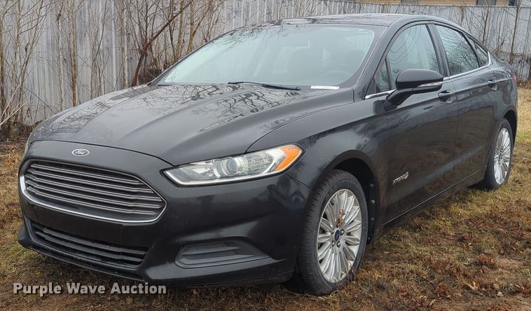 image for item OL9234 2013 Ford Fusion Hybrid 