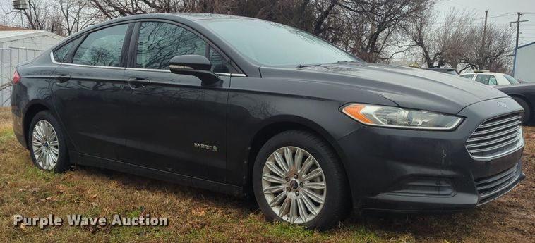 image for item OL9234 2013 Ford Fusion Hybrid 