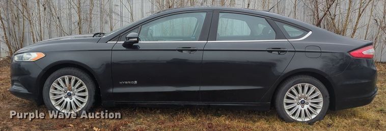 image for item OL9234 2013 Ford Fusion Hybrid 