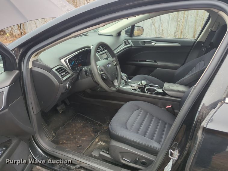 image for item OL9234 2013 Ford Fusion Hybrid 