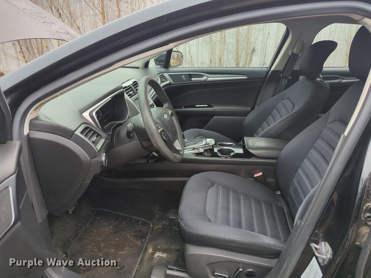 image for item OL9234 2013 Ford Fusion Hybrid 