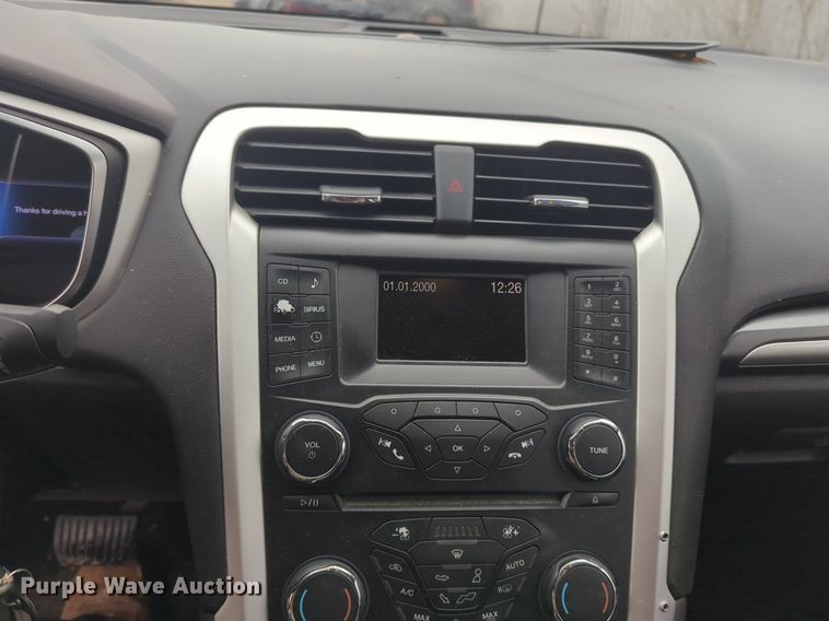 image for item OL9234 2013 Ford Fusion Hybrid 