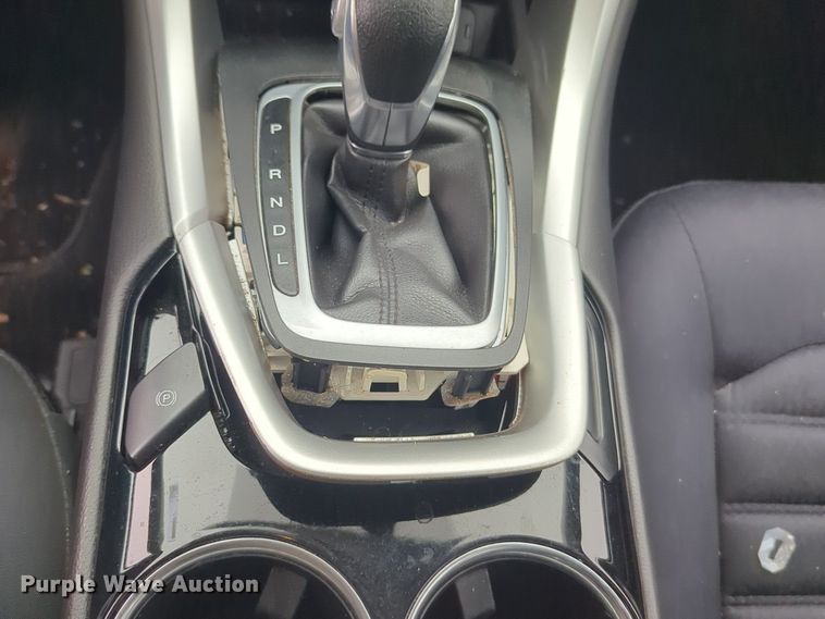 image for item OL9234 2013 Ford Fusion Hybrid 