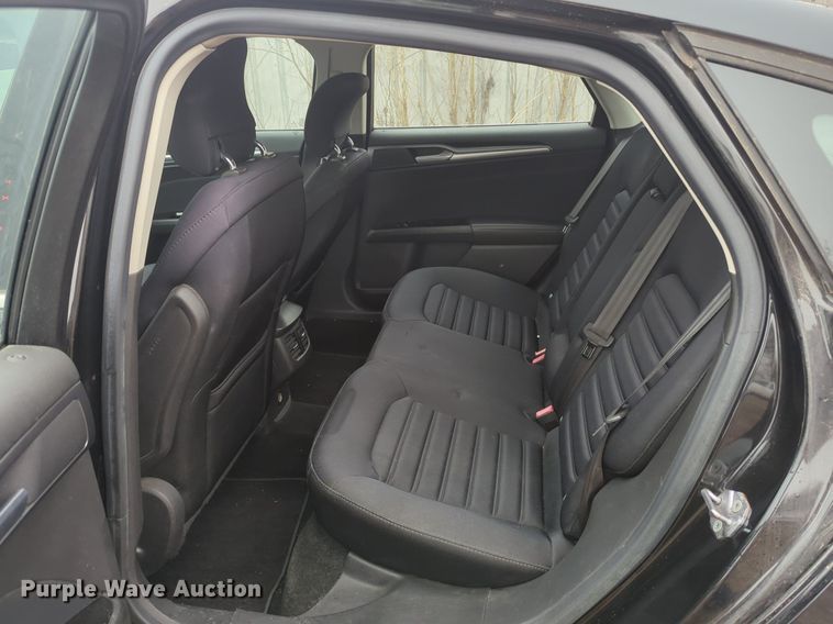 image for item OL9234 2013 Ford Fusion Hybrid 