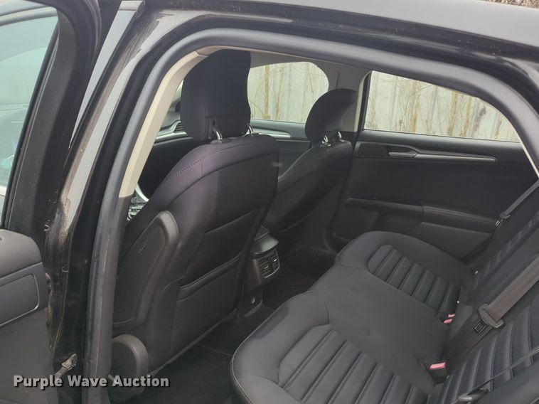 image for item OL9234 2013 Ford Fusion Hybrid 