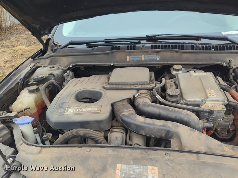 image for item OL9234 2013 Ford Fusion Hybrid 