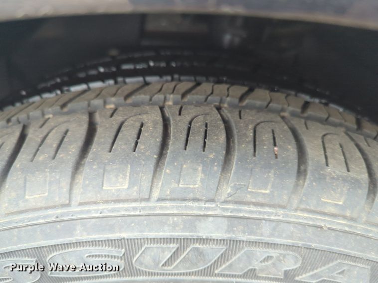 image for item OL9234 2013 Ford Fusion Hybrid 