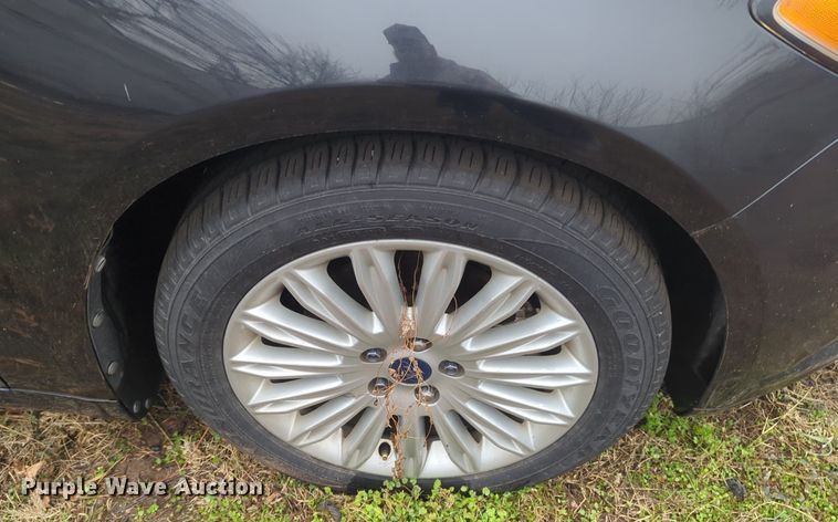 image for item OL9234 2013 Ford Fusion Hybrid 