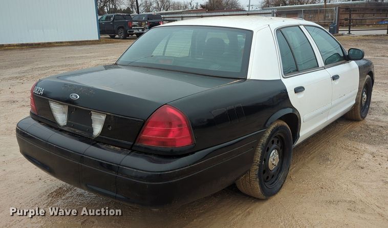 image for item OL9235 2008 Ford  Crown Victoria Police Interceptor 