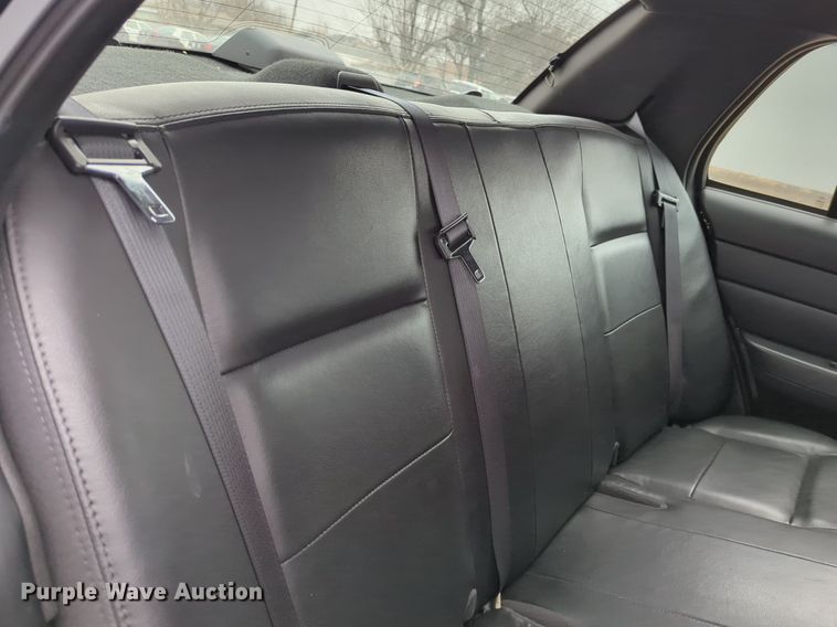 image for item OL9235 2008 Ford  Crown Victoria Police Interceptor 