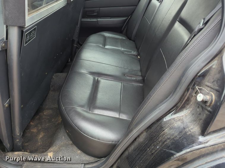 image for item OL9235 2008 Ford  Crown Victoria Police Interceptor 