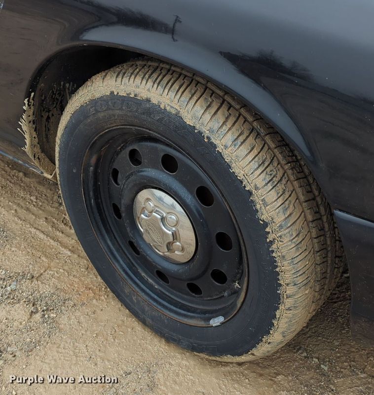 image for item OL9235 2008 Ford  Crown Victoria Police Interceptor 