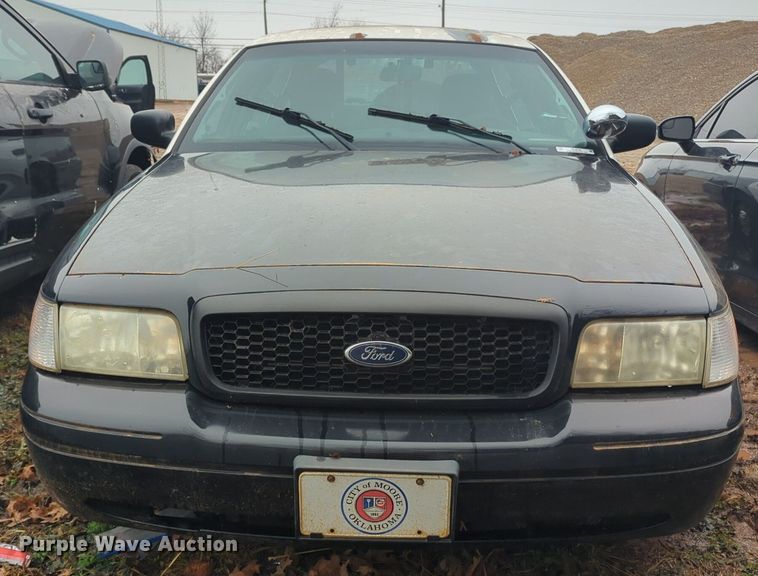 image for item OL9238 2006 Ford  Crown Victoria Police Interceptor 