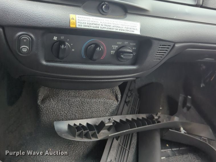 image for item OL9238 2006 Ford  Crown Victoria Police Interceptor 