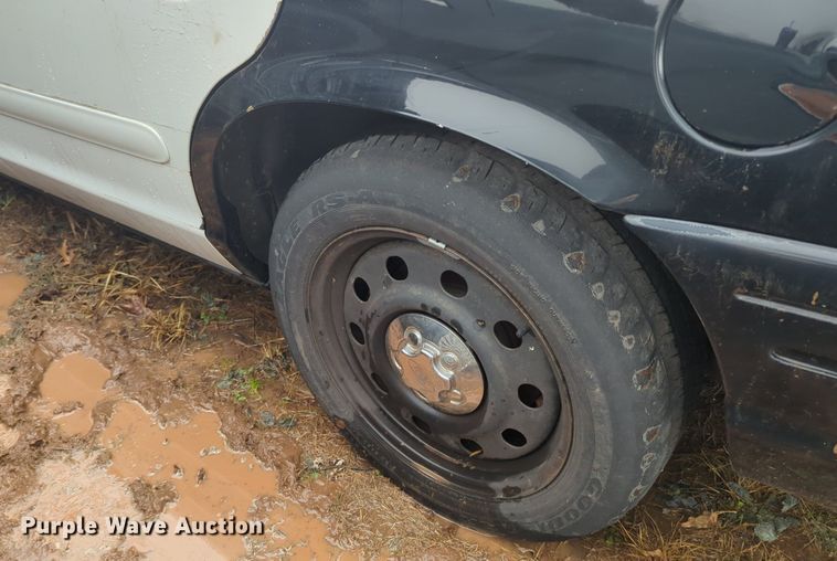 image for item OL9238 2006 Ford  Crown Victoria Police Interceptor 