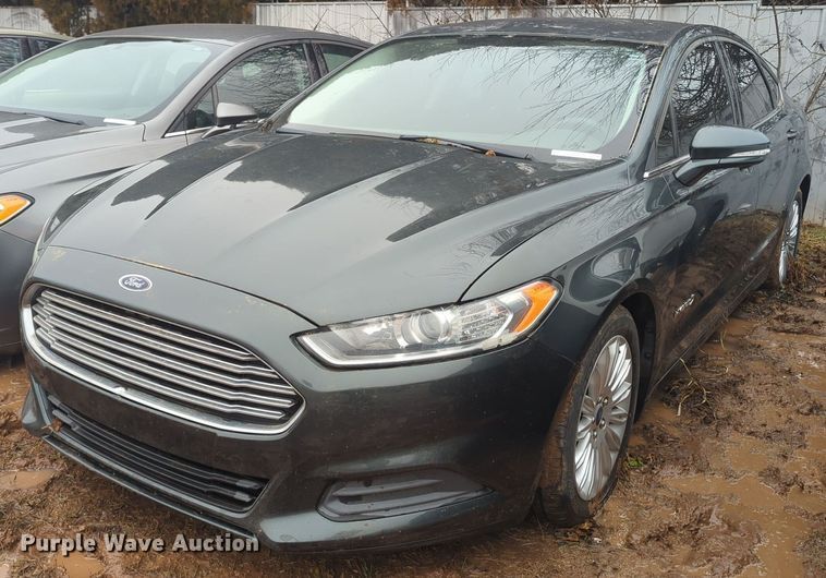 image for item OL9239 2015 Ford Fusion Hybrid  
