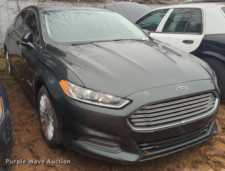 image for item OL9239 2015 Ford Fusion Hybrid  