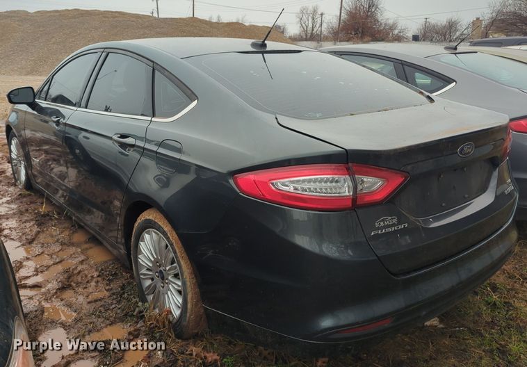 image for item OL9239 2015 Ford Fusion Hybrid  