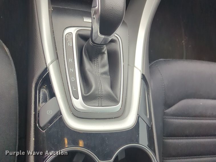 image for item OL9239 2015 Ford Fusion Hybrid  