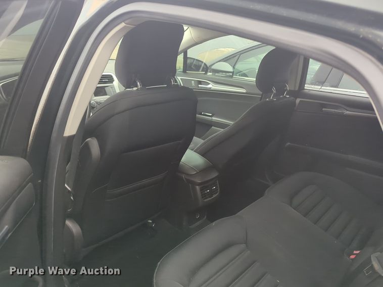 image for item OL9239 2015 Ford Fusion Hybrid  